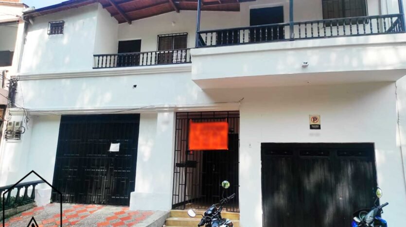 Casa Comercial en Laureles