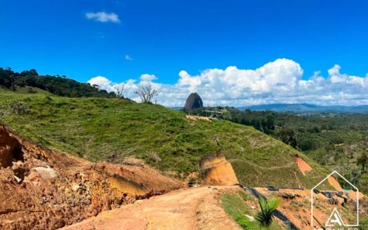 Lote en Guatapé