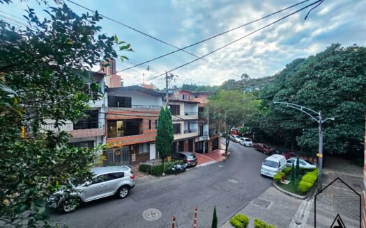 Casa en Barrio la América