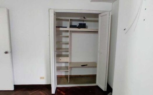 Apartamento Dúplex en Barrio Laureles