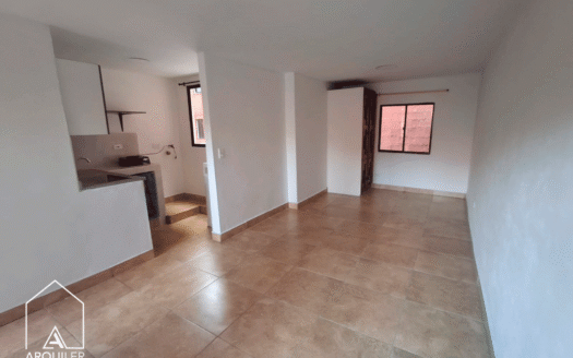 Apartaestudio en Barrio Simón Bolívar