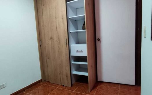 Apartamento en Barrio El Trianon