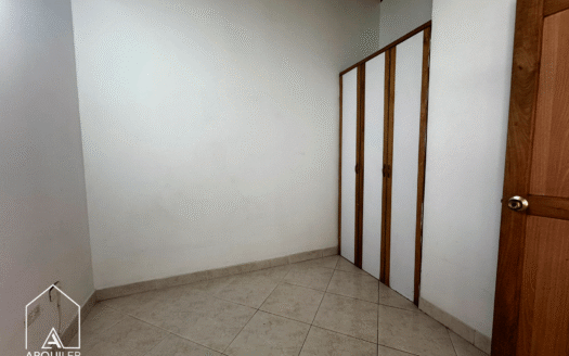 Apartamento en Edificio Babilonia PH laureles