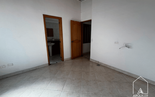 Apartamento en Edificio Babilonia PH laureles