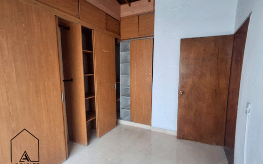 Casa comercial en el Estadio