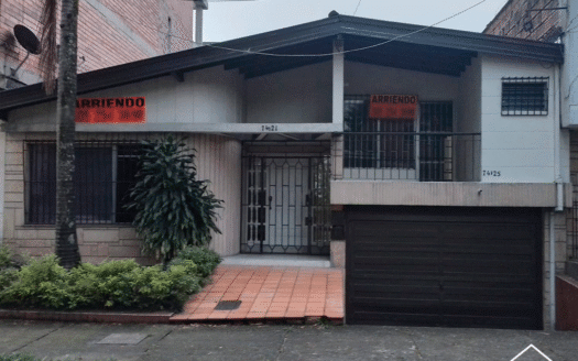 Casa en el Barrio Belén – Medellín