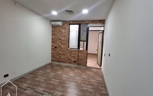 Oficina en el Edificio plaza San Juan