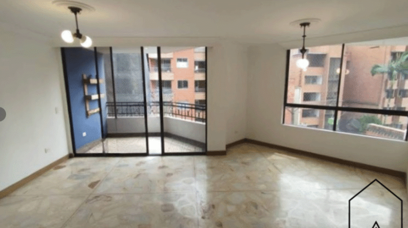 Apartamento en Edificio Bucanero - Medellín