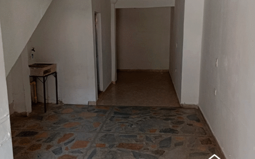 Local en el Barrio Central