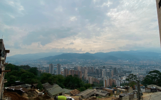 Apartamento en el barrio palmas – poblado