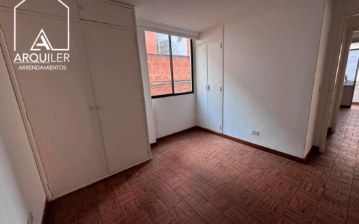 Apartamento en el barrio las acacias 3