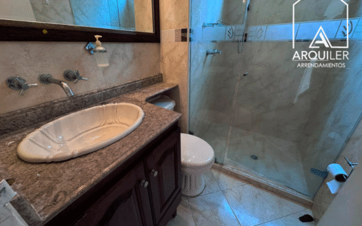 Apartamento en el barrio las acacias 3