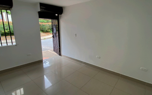 Local comercial en el barrio Rosalpi