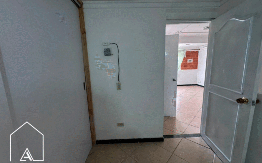 Apartaestudio en el barrio robledo la campiña