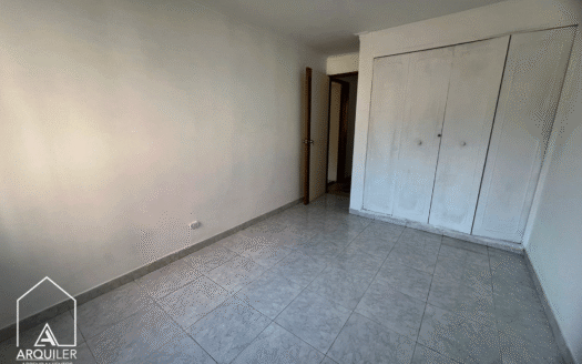Apartamento en Simón Bolívar, Edificio Villa María