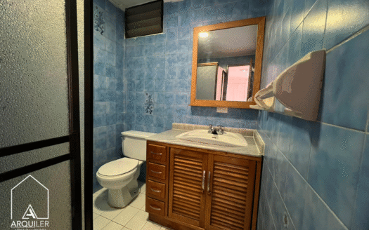 Apartamento en Simón Bolívar, Edificio Villa María