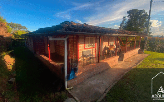 Casa-finca en la vereda Berracal Guarne