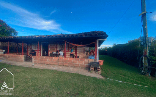 Casa-finca en la vereda Berracal Guarne