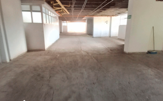 Bodega en el barrio centro bello