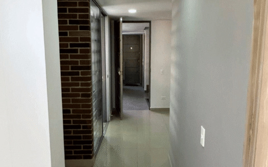 Apartamento en edificio Sábila La América