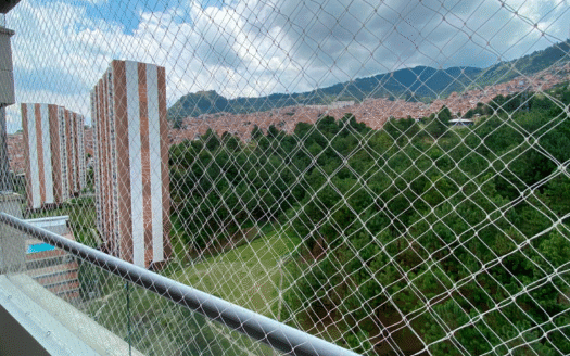 Apartamento en unidad Bosque Alto Amazonia Bello