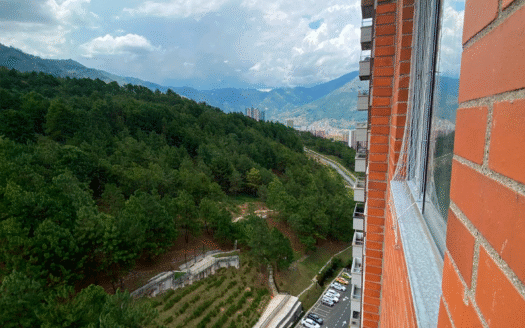 Apartamento en unidad Bosque Alto Amazonia Bello