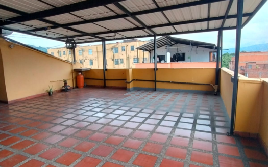 Venta pisos 4 y 5 en Riachuelos Itagüí