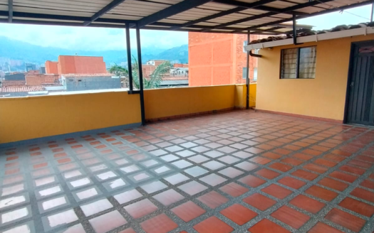 Venta pisos 4 y 5 en Riachuelos Itagüí