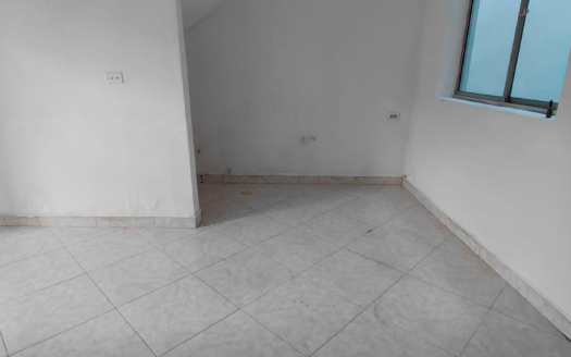 Casa comercial en Central Bello