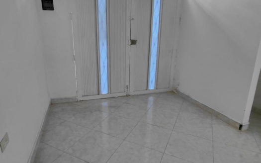 Casa comercial en Central Bello