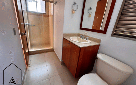 Apartamento en Condominio Manhattan Loma de Los Parra El Poblado