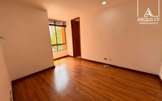 Apartamento en Condominio Manhattan Loma de Los Parra El Poblado