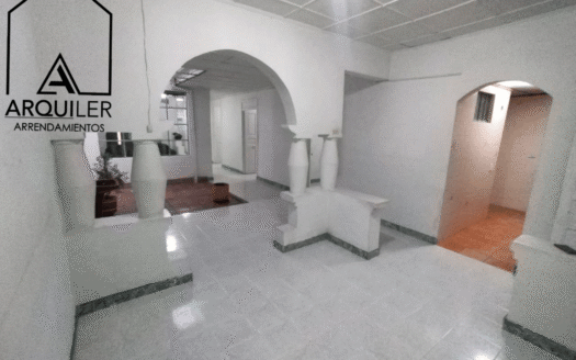 Casa lote para construir en Pérez Bello