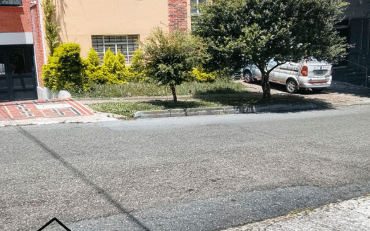 Casa lote en Laureles Nogal Medellín