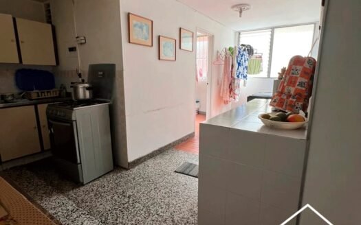 Apartamento tipo casa en Laureles Simón Bolívar, Medellín
