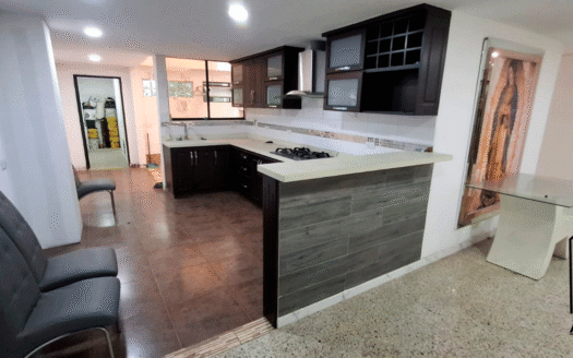 Casa en Laureles, Medellín – Uso residencial o comercial